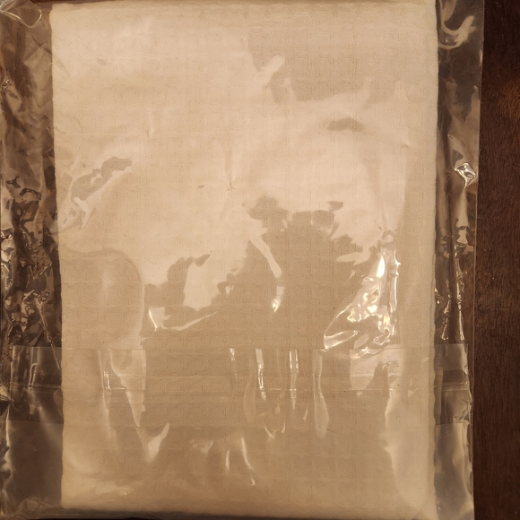 NEW Kitchen Towel, waffle weave - Picture 2 of 2